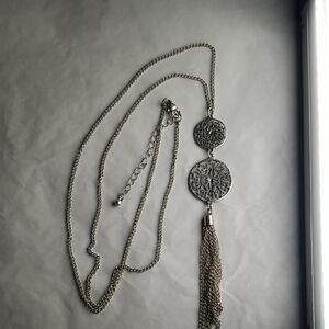 Silver Tone Dangle Pendant Necklace